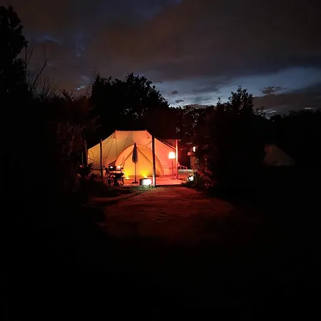 Couette-café Boheme Glamping Experience 3*